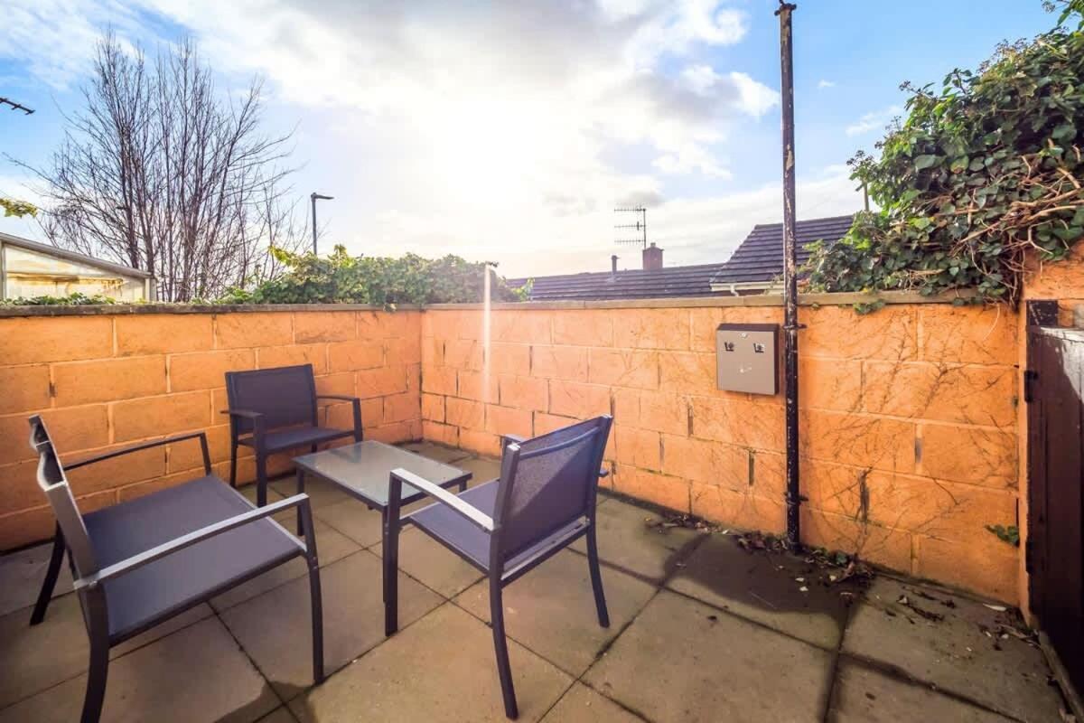 Penkhull House By Truestays - 4 Bedroom House In Stoke-On-Trent Kültér fotó