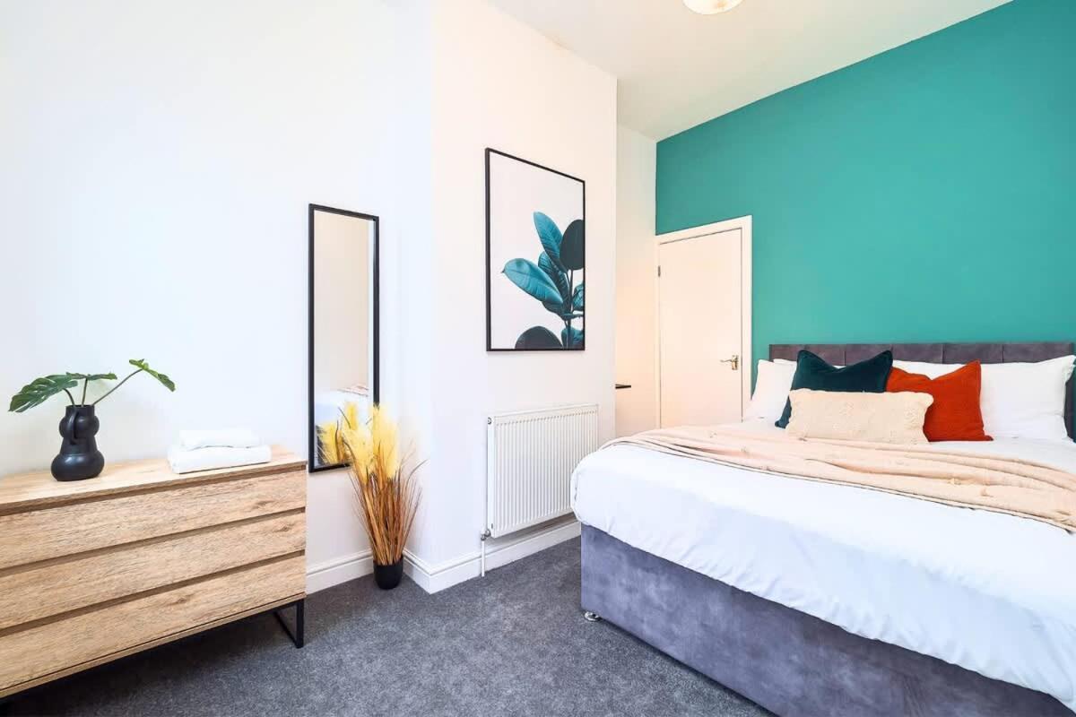 Penkhull House By Truestays - 4 Bedroom House In Stoke-On-Trent Kültér fotó